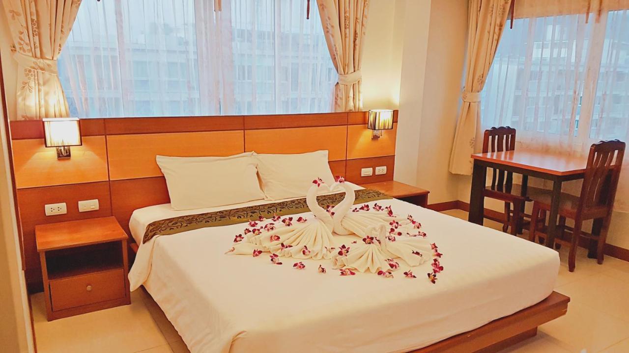 Green Harbor Hotel & Service Apartment Patong Εξωτερικό φωτογραφία