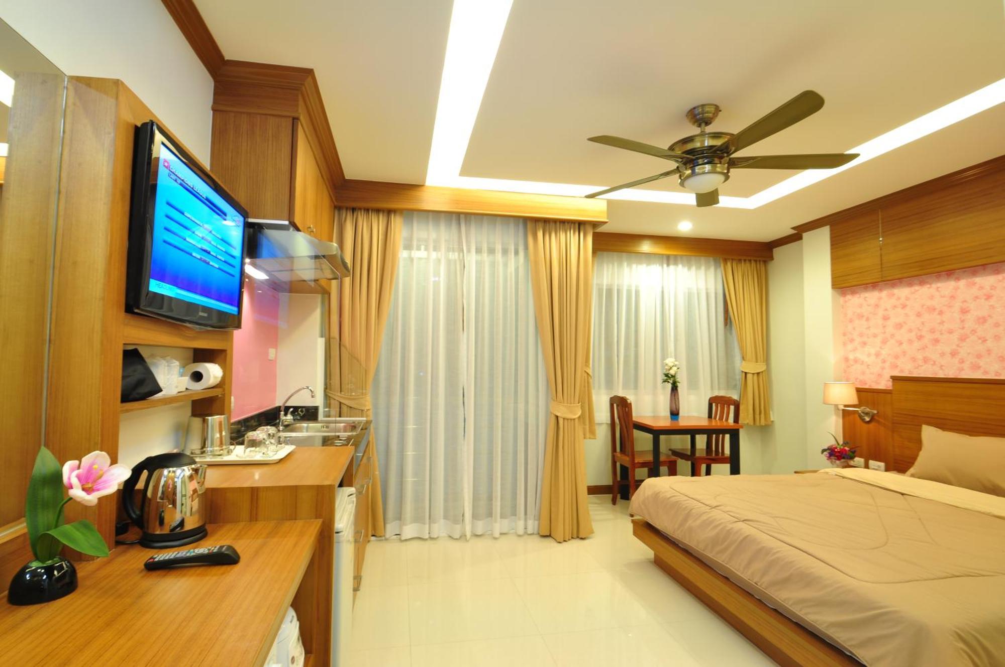 Green Harbor Hotel & Service Apartment Patong Εξωτερικό φωτογραφία
