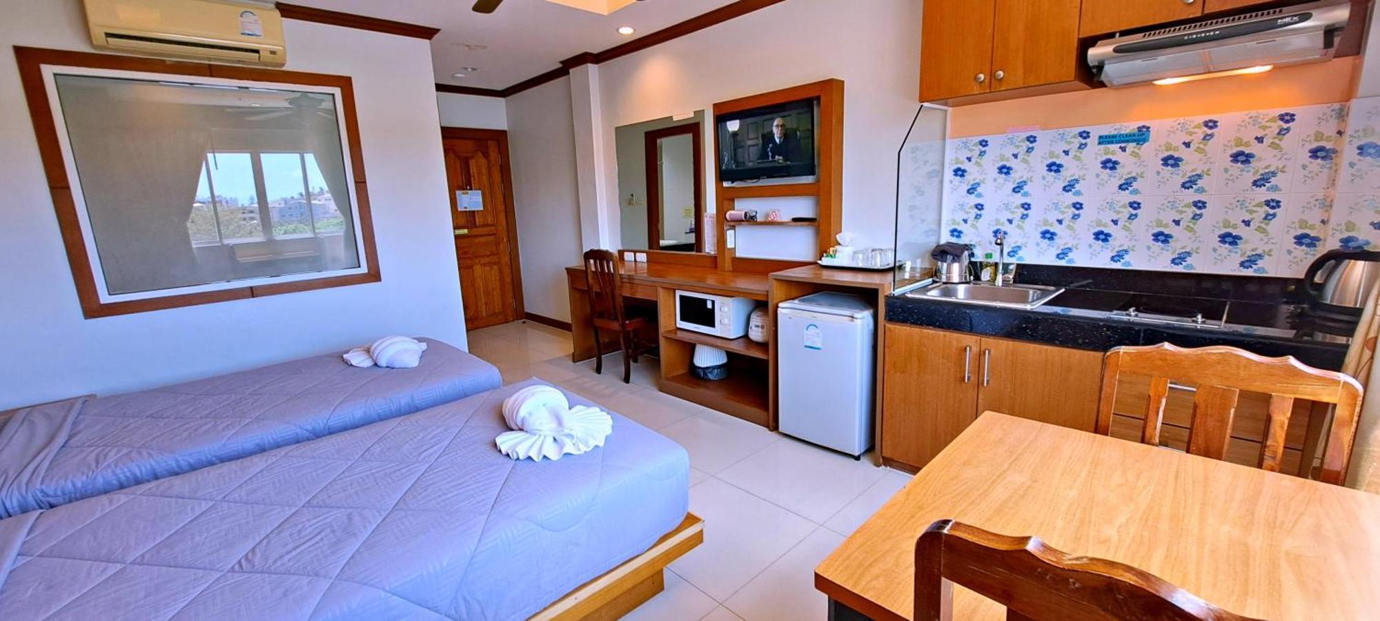 Green Harbor Hotel & Service Apartment Patong Εξωτερικό φωτογραφία