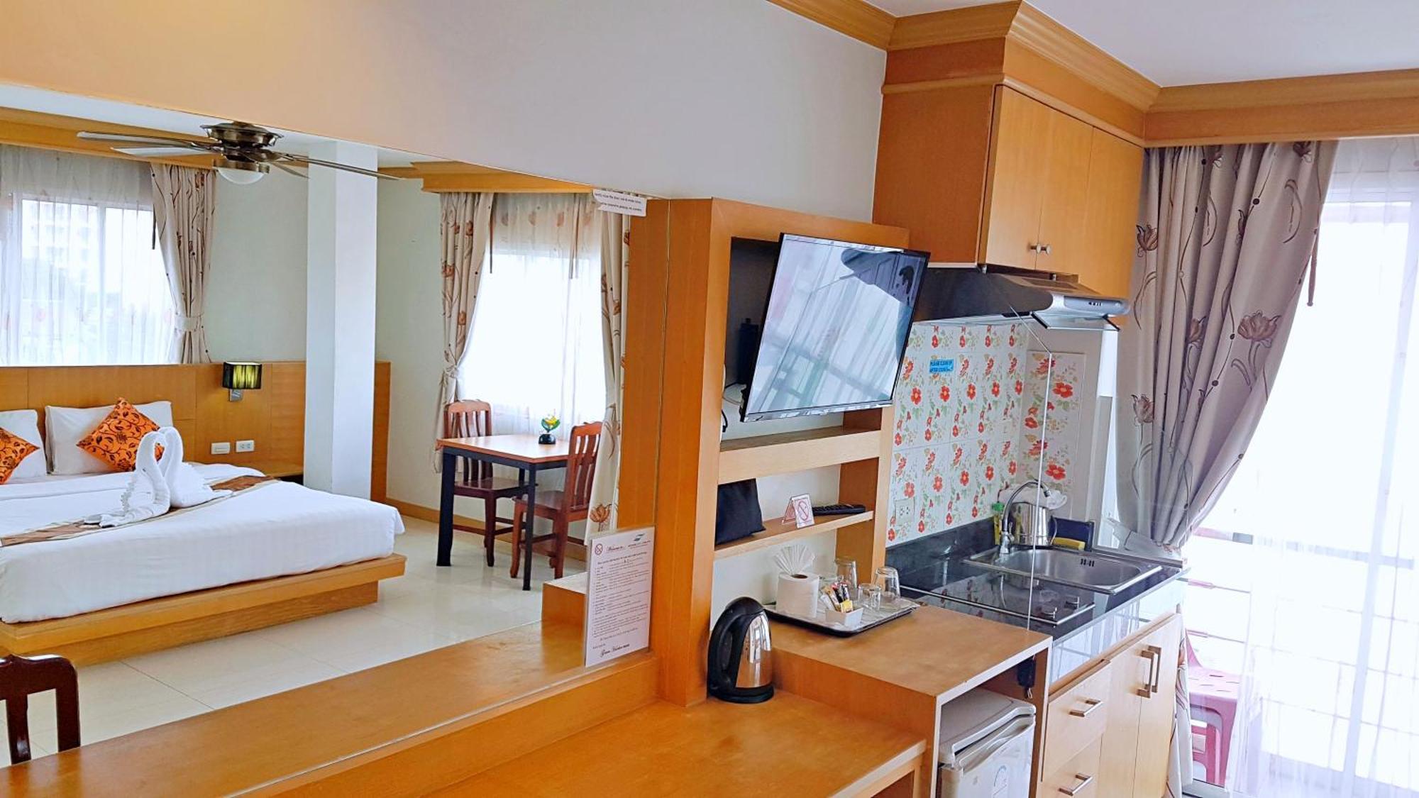 Green Harbor Hotel & Service Apartment Patong Εξωτερικό φωτογραφία