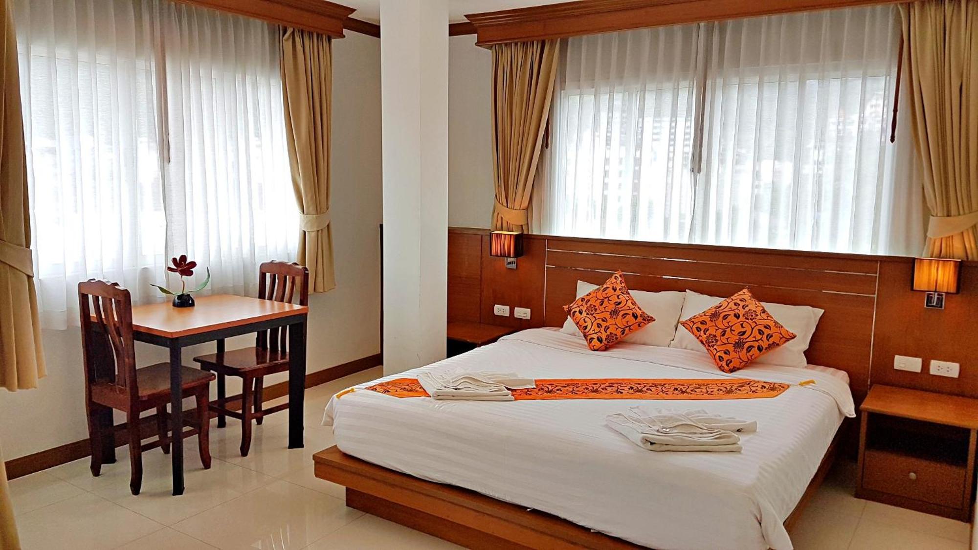 Green Harbor Hotel & Service Apartment Patong Εξωτερικό φωτογραφία